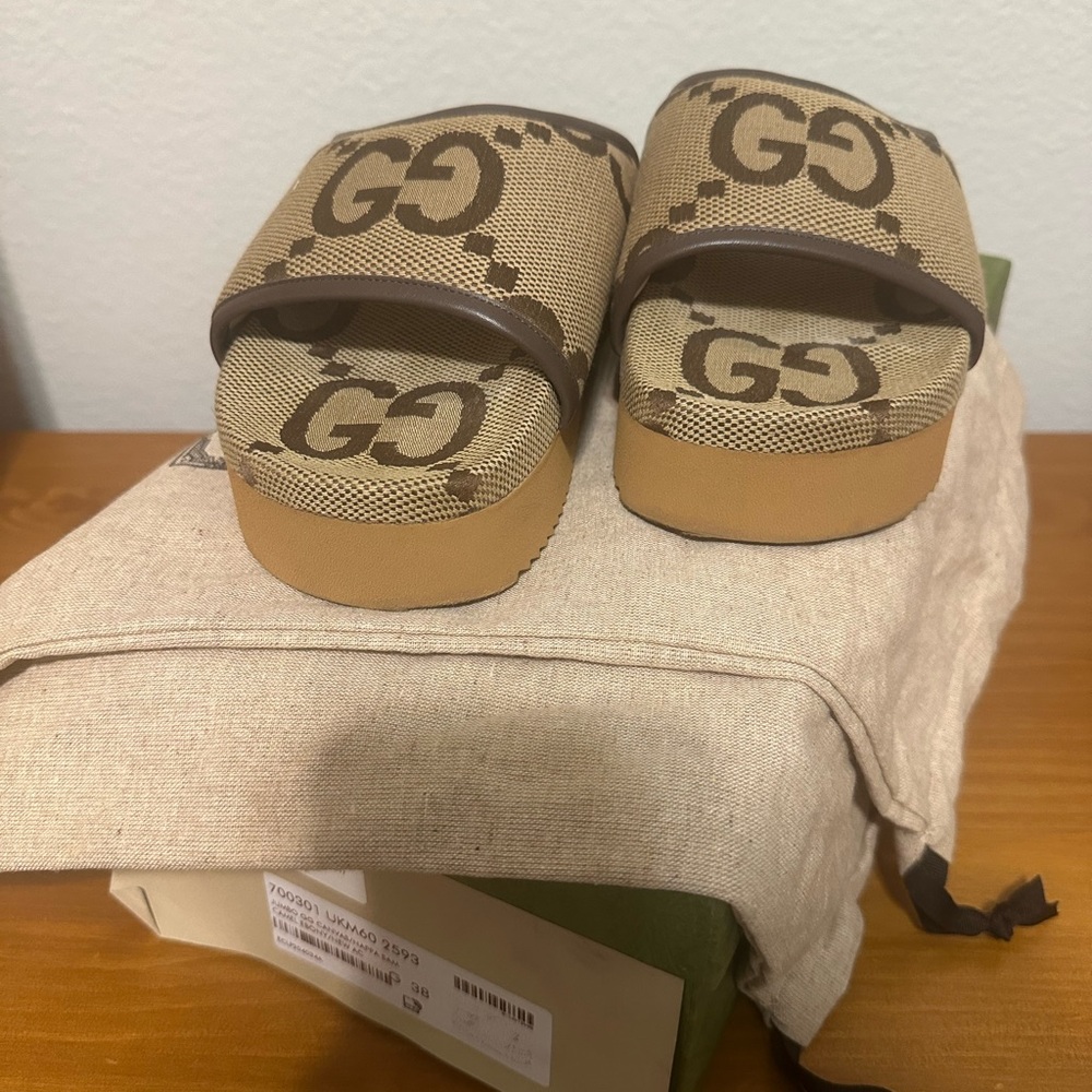 ⚡️FLASH SALE⚡️ Gucci Jumbo GG Platform Slides 38